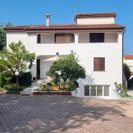 Apartment Cerova Porec